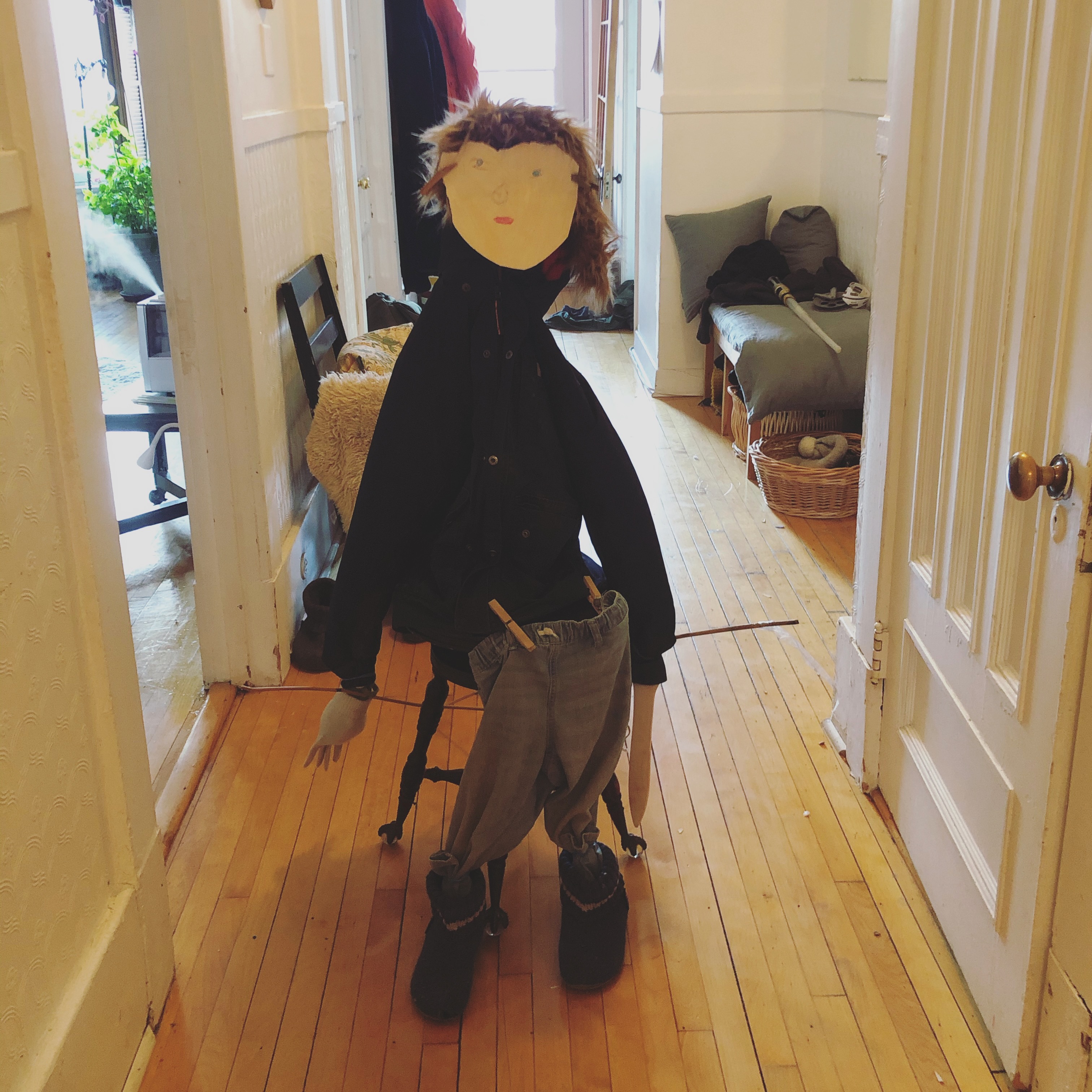 Status: 5 peripheral vision startles and counting. By the amazing Roman Rose-Kuhrt. â¤ï¸